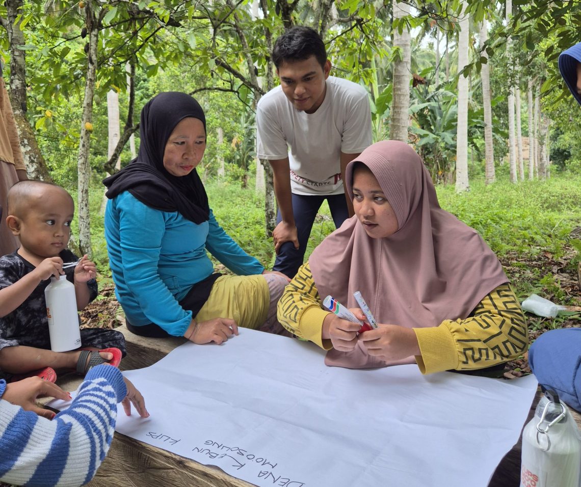 Herdiansyah - Monitoring Pembibitan dan Diskusi Bersama tentang Denah Kebun Kelompok KUPS MOOSOUNG
